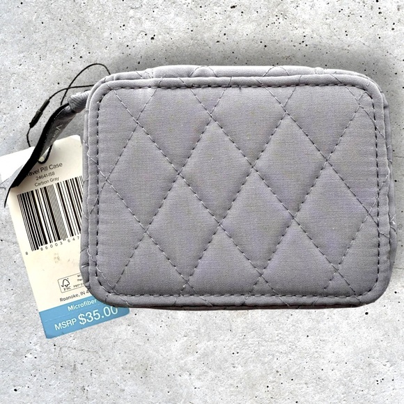 Vera Bradley Travel Pill Case – Carbon Gray Quilted NEW with tags - Picture 2 of 6